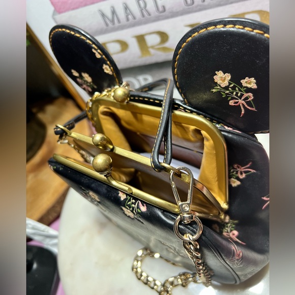 Disney X Coach Minnie Mouse Kisslock Bag Floral Black Bag GUC - Picture 6 of 16